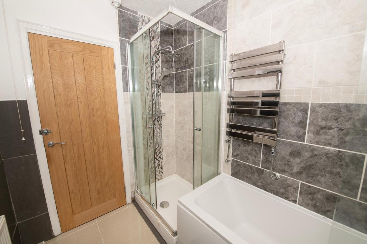 Emmadale Central Bridlington Sleeps 7-8 エクステリア 写真