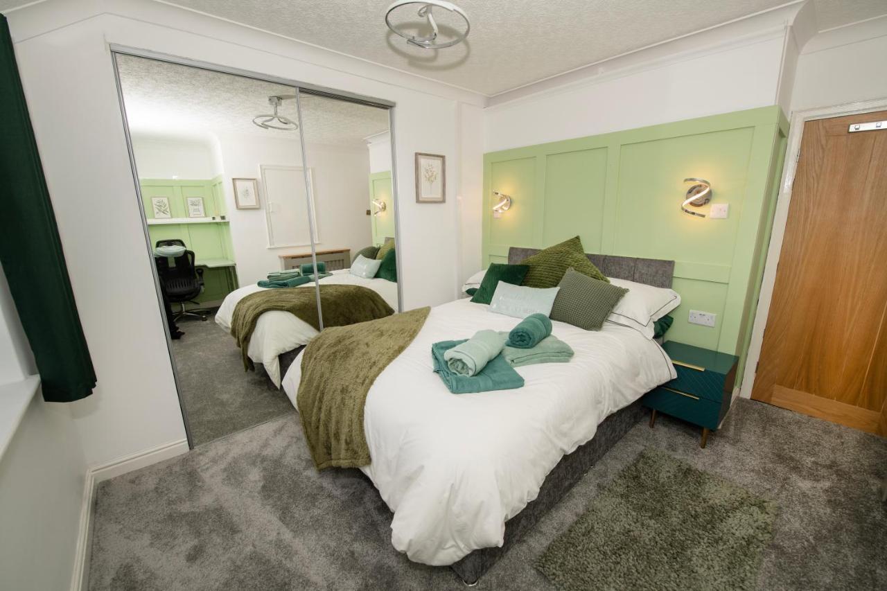 Emmadale Central Bridlington Sleeps 7-8 エクステリア 写真