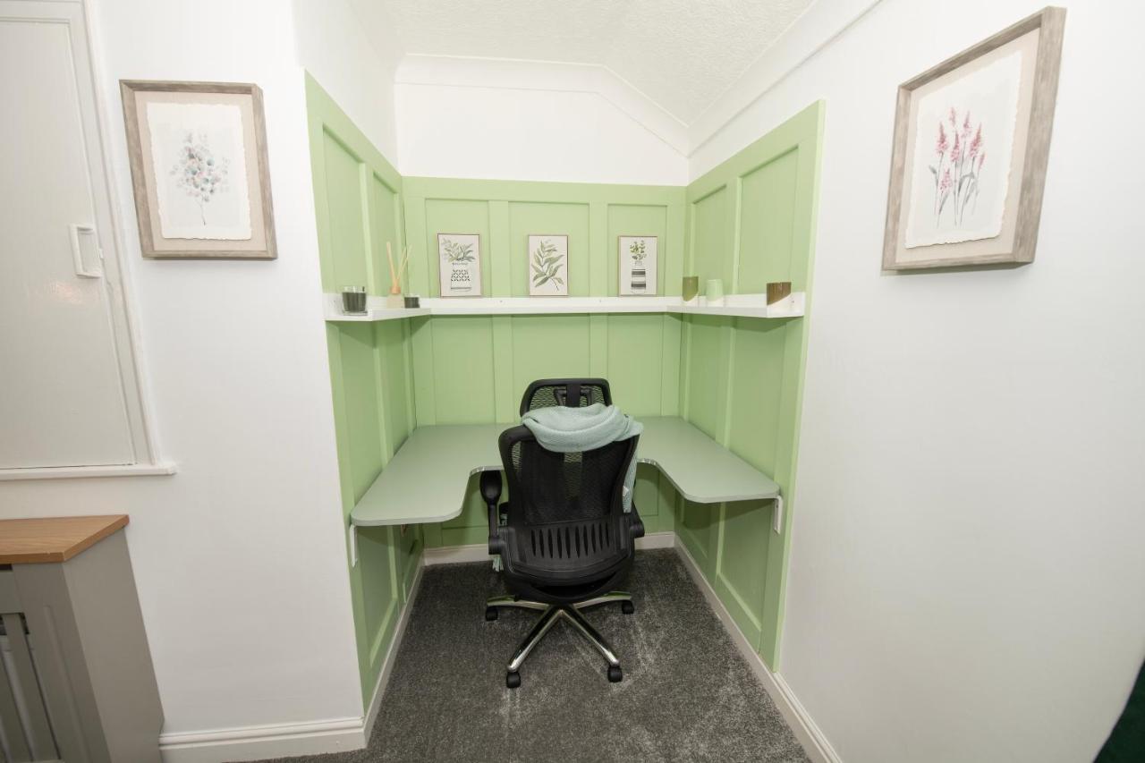Emmadale Central Bridlington Sleeps 7-8 エクステリア 写真