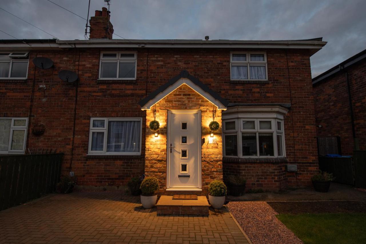 Emmadale Central Bridlington Sleeps 7-8 エクステリア 写真